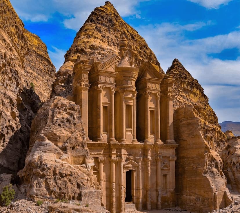 Next-gen Treasury: Still a relic in the eyes of the Next Generation The evolution in treasury has managed to forge forward, but is it enough to appeal to the next generation? In the latest edition of Treasurer magazine, François Masquelier highlights why the evangelisation of corporate treasury is necessary, especially for a younger demographic. This blog will discuss key takeaways from his article addressing the challenges and solutions to make treasury roles more appealing to the younger generation.