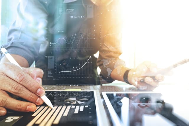 Empower Enterprise CFOs: In-House Virtual Banks by Fennech Empower Enterprise CFOs: In-House Virtual Banks by Fennech